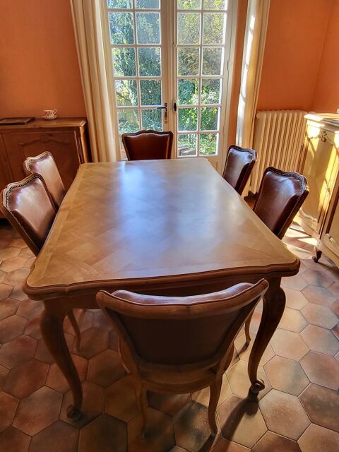 Table de salle à manger  en bois massif + 6 chaises 0 Clamart (92)