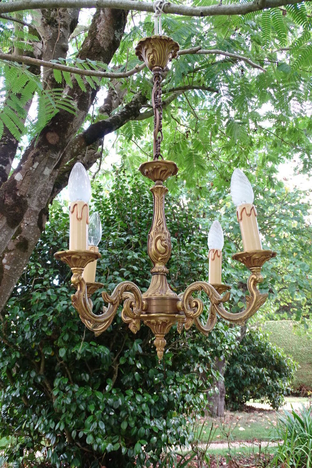 lustre en bronze Décoration