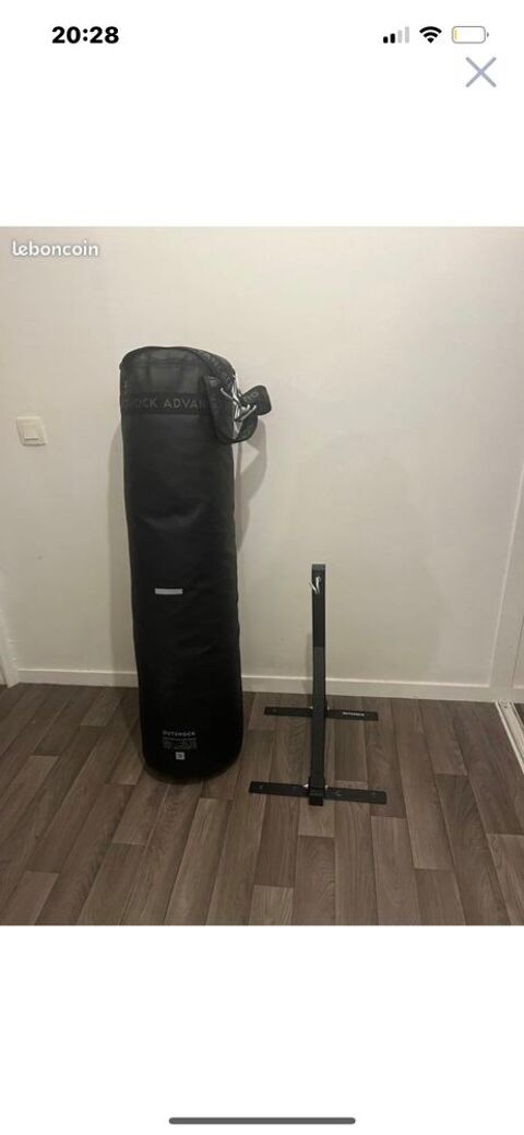 sac de frappe boxe avec accroche 80 Grenoble (38)