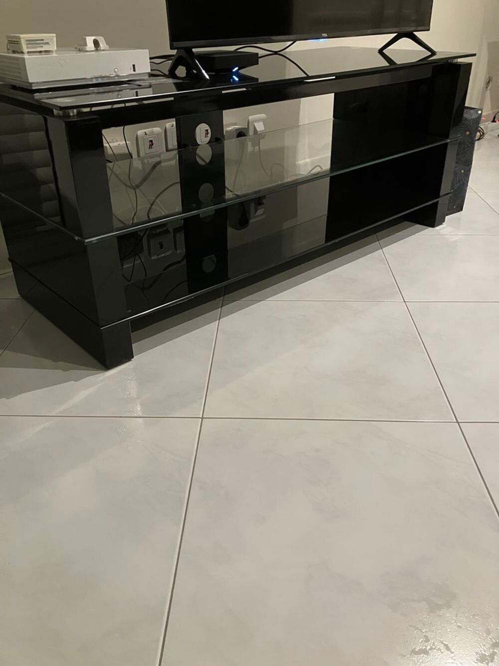 meuble t&eacute;l&eacute; hifi Meubles