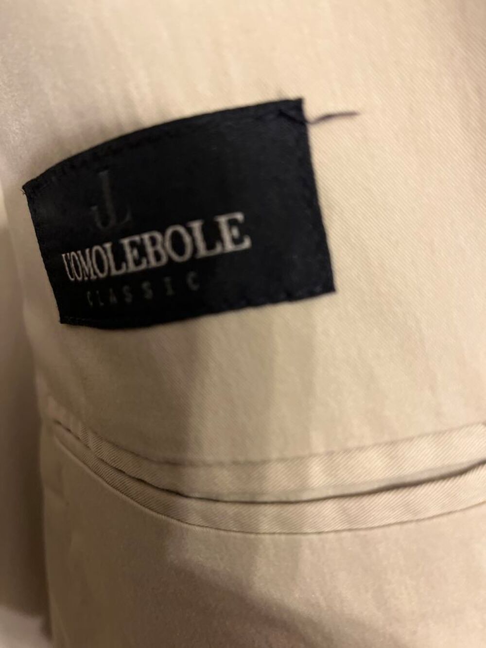 Belle veste l&eacute;g&egrave;re homme Vtements