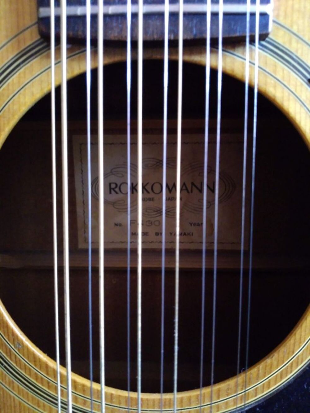guitare 12 cordes Yamaki prix &agrave; d&eacute;finir 