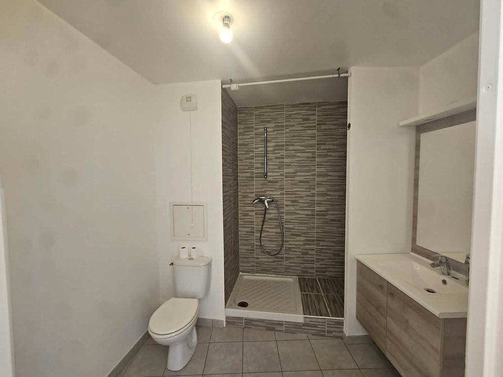 Vente Appartement Beau studio 34m2 avec balcon et parking à Chaville Centre Chaville