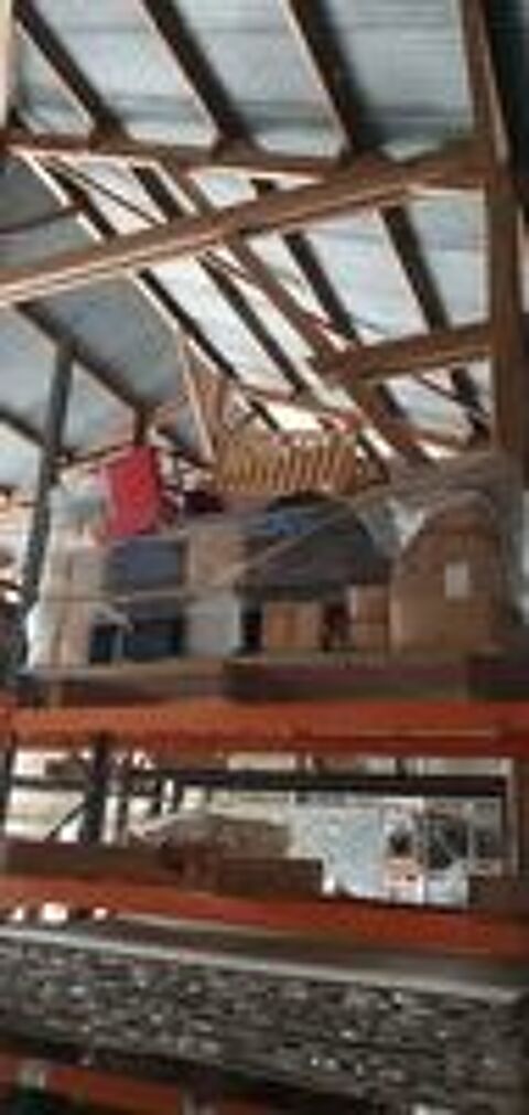   stockage / garde meubles / palettes / tout volumes 