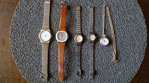 Lot 5 montres vintages 80 Nrondes (18)