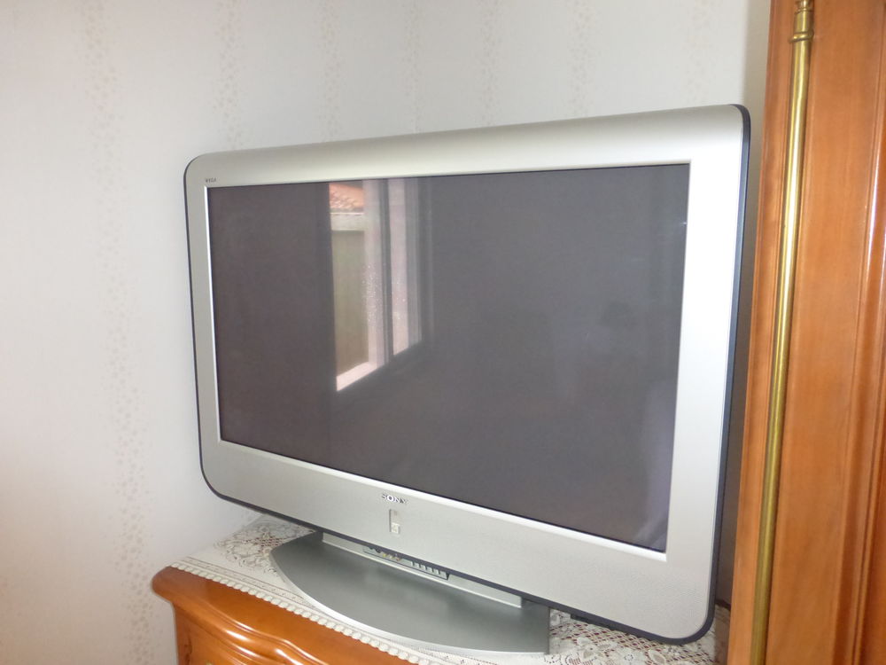 TELEVISEUR Photos/Video/TV