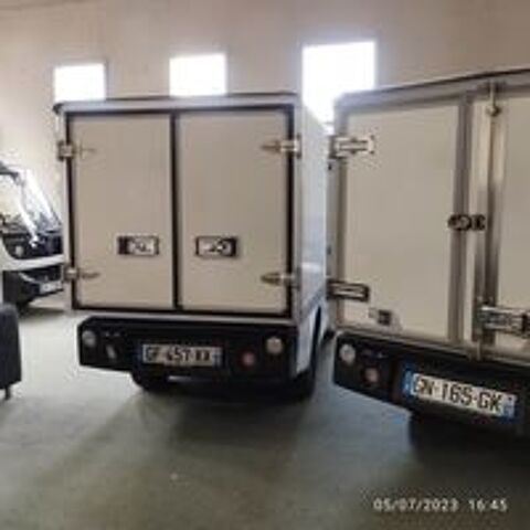 Deliver 3 Tropos 10kw caisse 3,5 m3 2022 occasion 78210 Saint-Cyr-l'&Eacute;cole