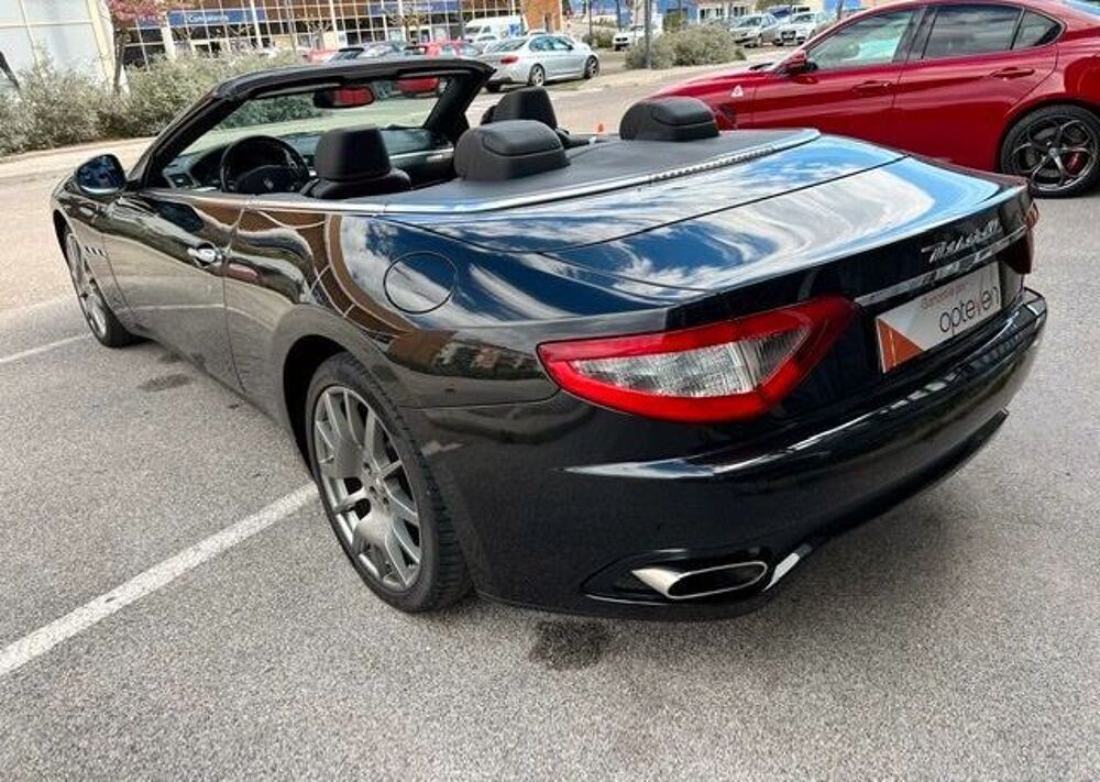 Grancabrio GranCabrio 4.7 V8 440 A 2011 occasion 83830 Bargemon