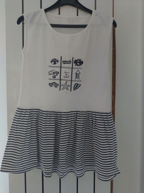 Robe de plage ou de ville fille T12 10 Saint-Brs (30)