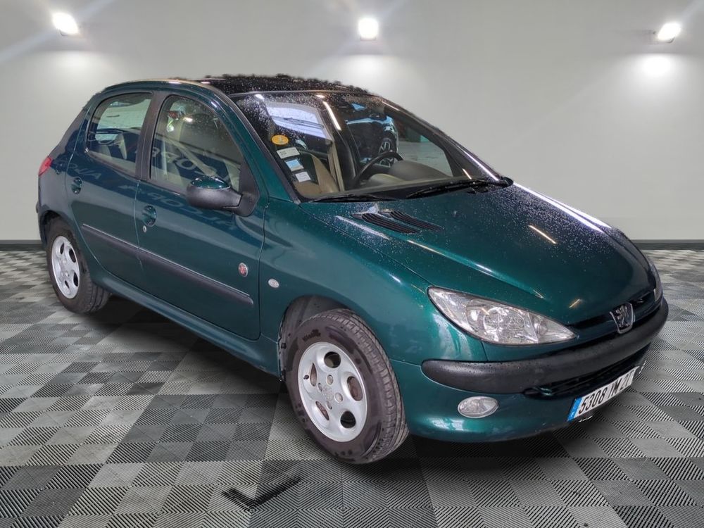 206 1.6i 16V Roland Garros A 2001 occasion 77250 Villecerf
