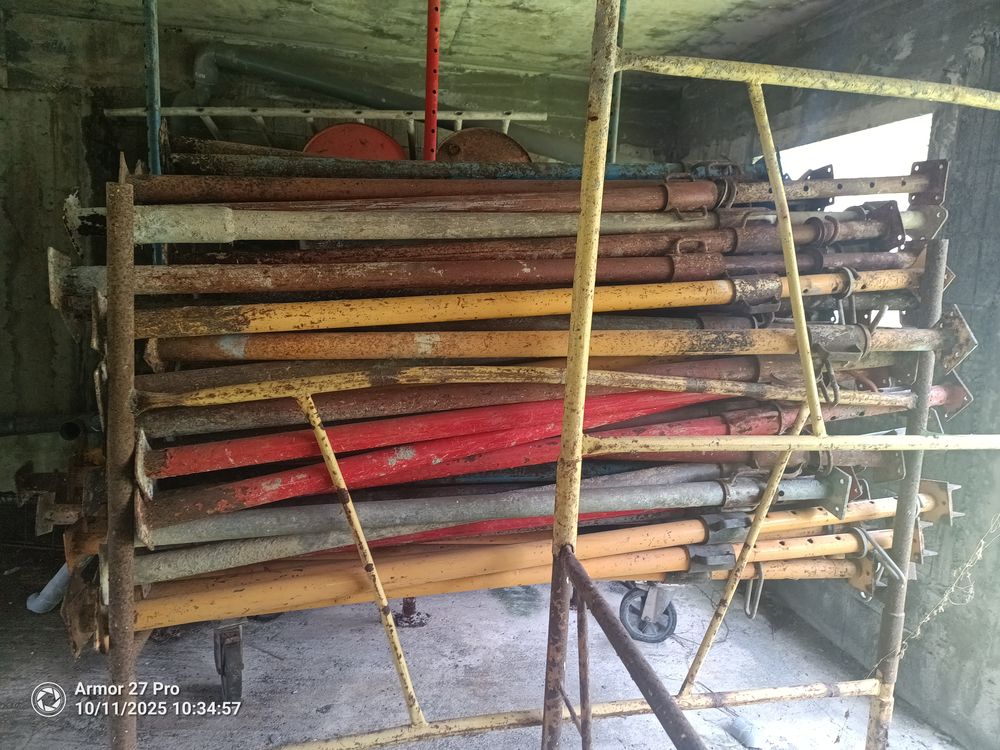 &Eacute;tais metalique Bricolage