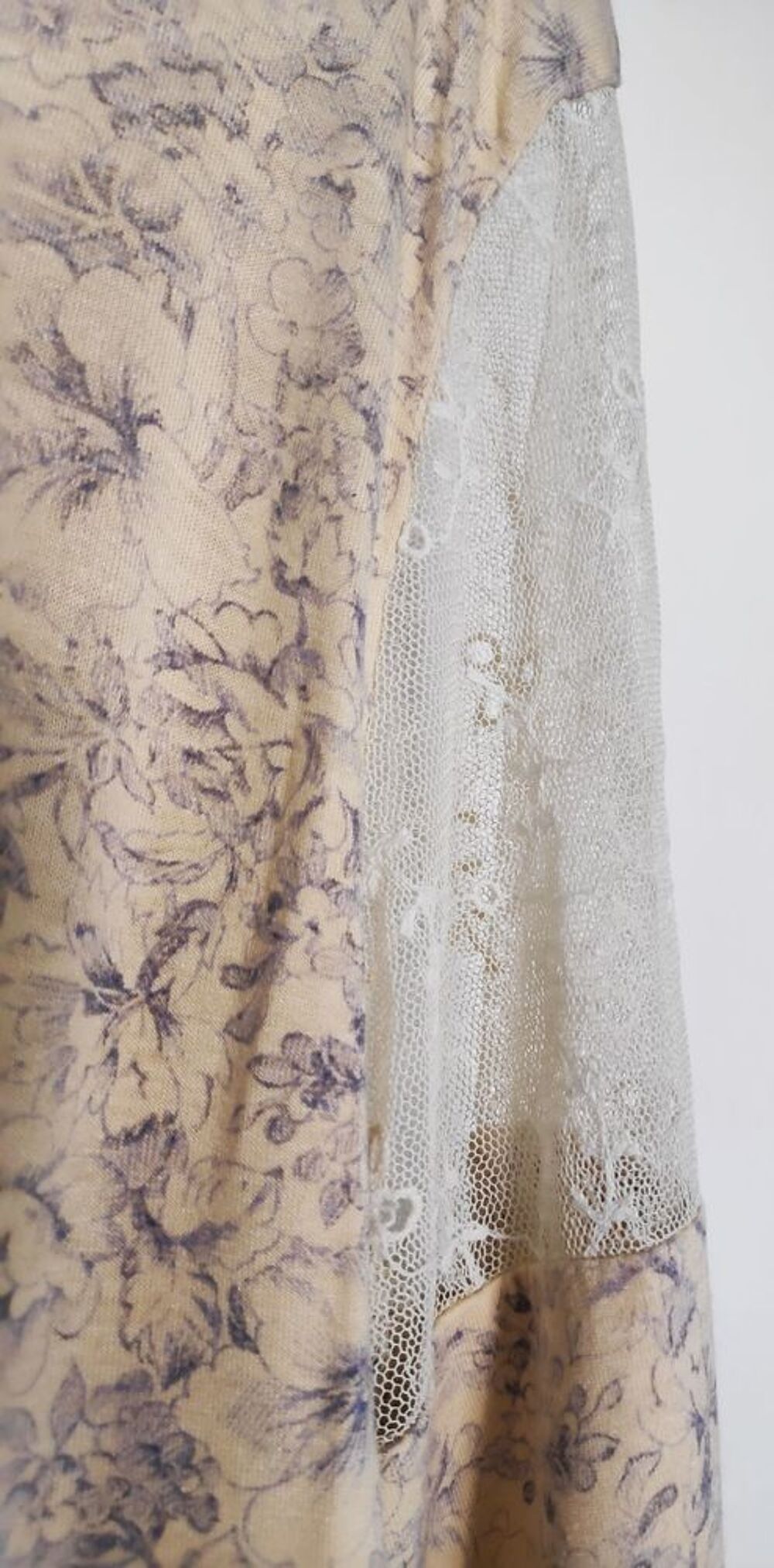 Haut avec dentelle Vêtements