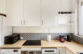 Location Appartement Sublime Studio Chic 35m²  Paris 10e Paris 10