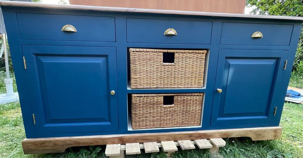 Buffet en bois exotique massif Meubles