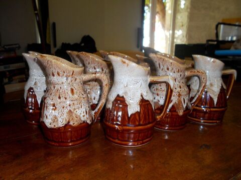 Pichet  vin bistrot hauteur : 13cm 33cl 5 Monflanquin (47)