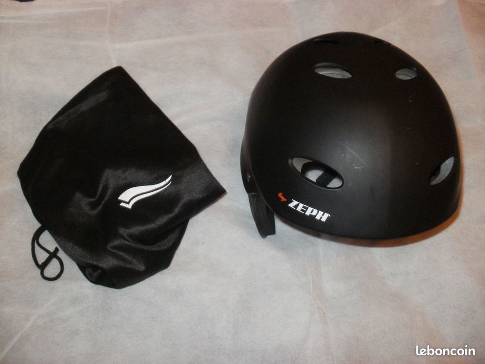 Casque "ZEPH" pour ski, v&eacute;lo, autre... Sports