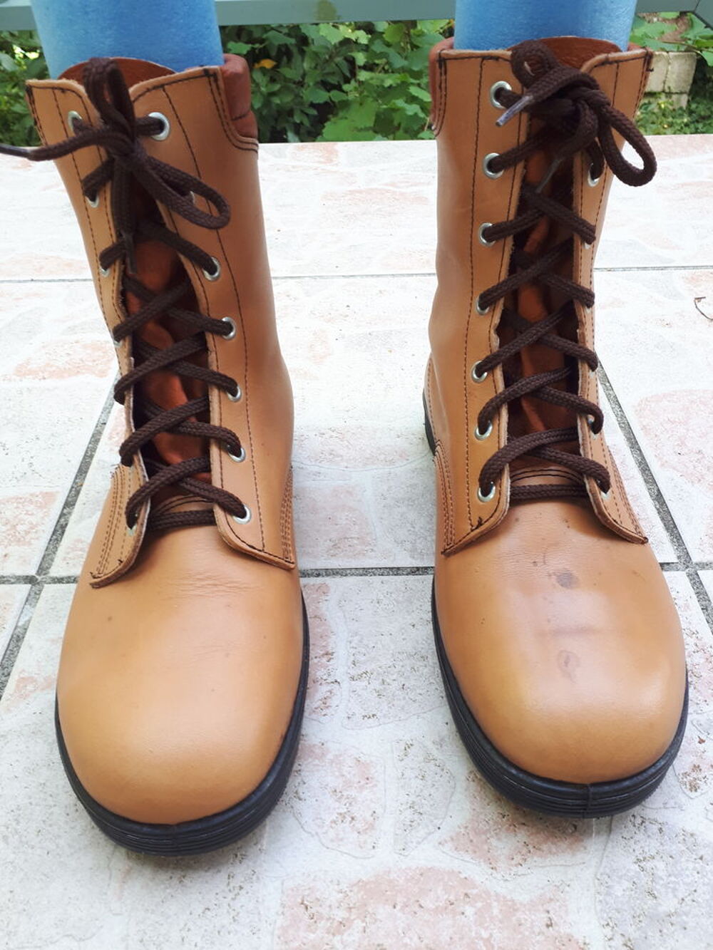 Chaussures hautes de s&eacute;curit&eacute; cuir Jallatte Chaussures