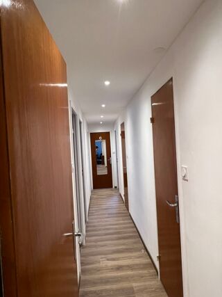  Appartement à louer 4 pièces 72 m²