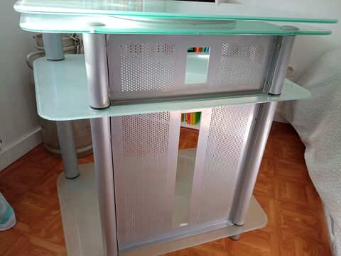 Meuble t�l� 15 Fontenay-le-Comte (85)