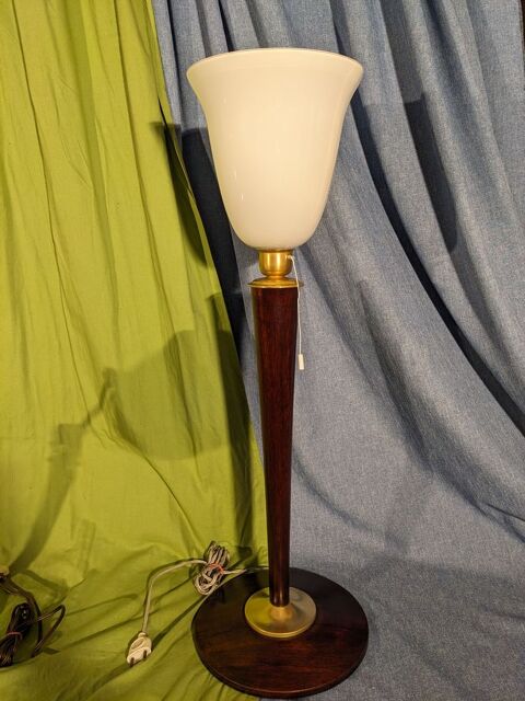 Lampe art deco style MAZDA ou autre couleur acajou en très b 165 Marseille 13 (13)