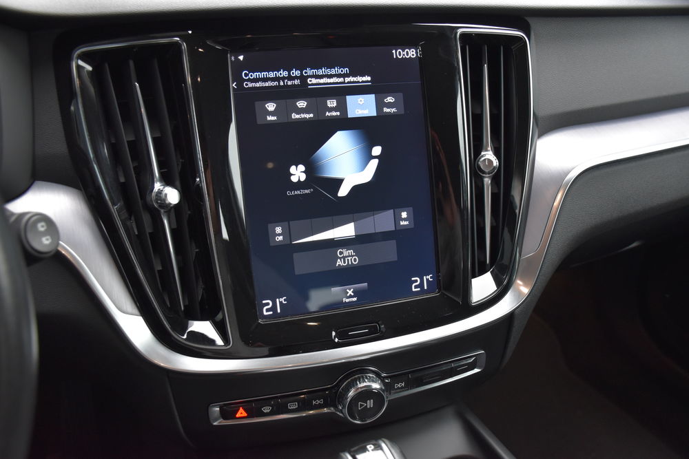V60 D3 AdBlue 150 ch Geartronic 8 Momentum 2019 occasion 56300 Pontivy