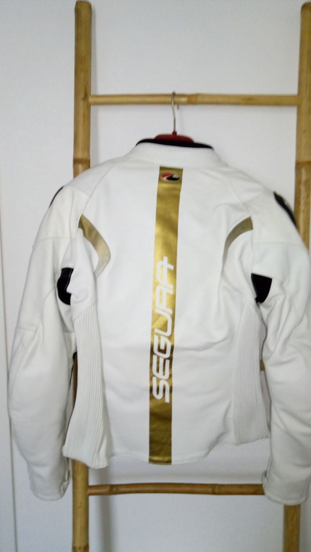 Achetez blouson moto femme quasi neuf, annonce vente à Perpignan