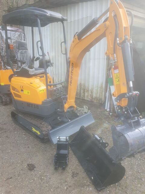 mini pelle higthop 12000 69530 Brignais