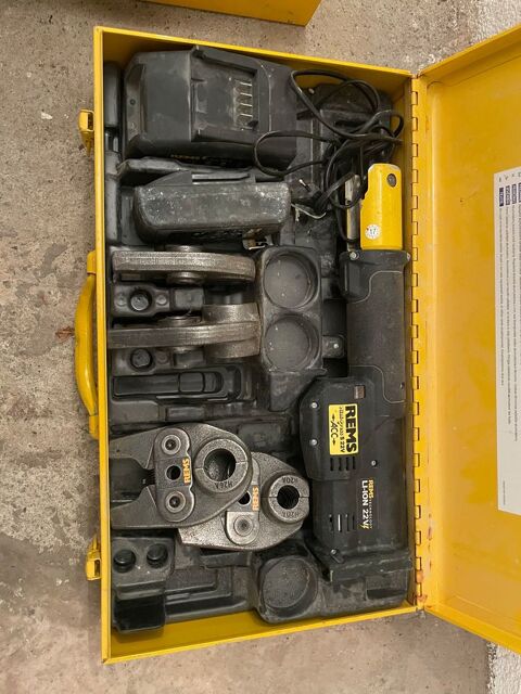 Sertisseuse 1100 Thonon-les-Bains (74)