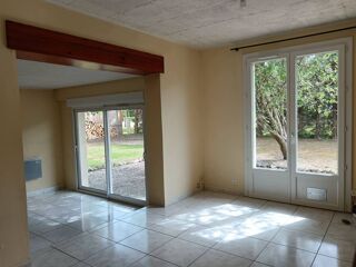  Maison à louer 5 pièces 110 m²