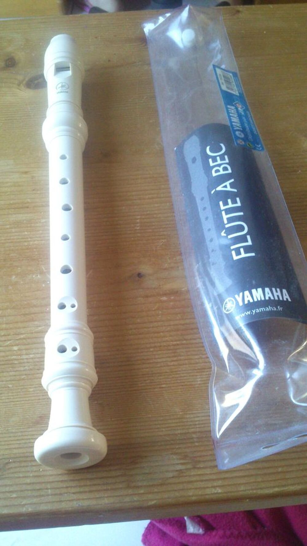 Fl&ucirc;te &agrave; bec YAMAHA blanche Instruments de musique