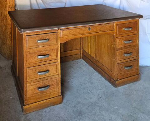 Bureau en bois annes 50 250 Limoges (87)