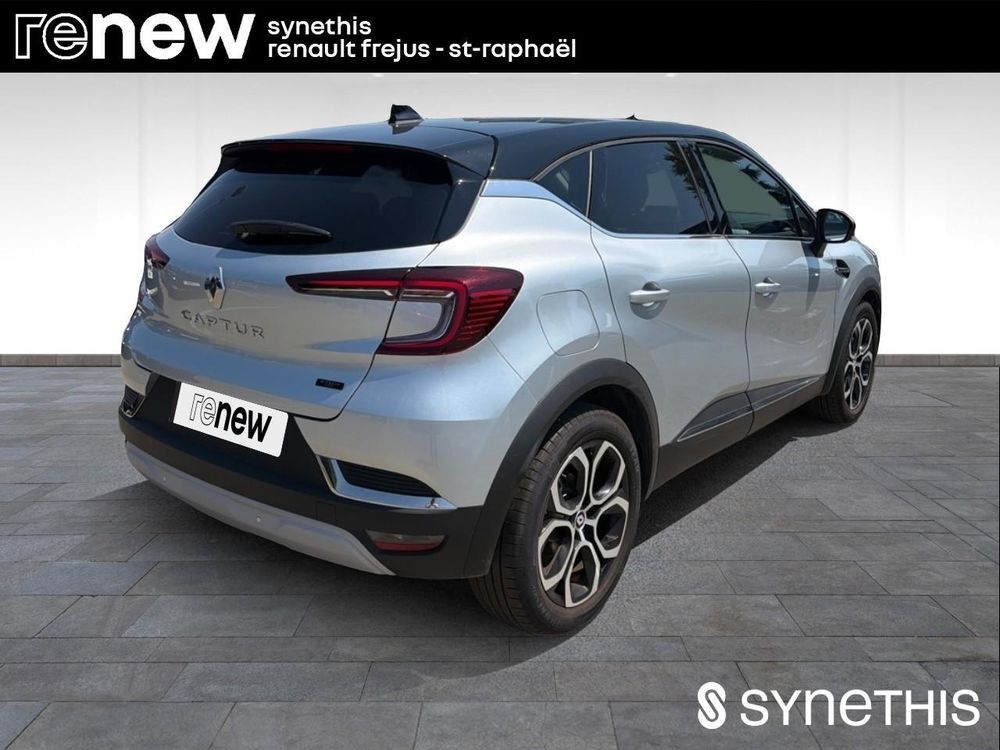 Captur E-Tech full hybrid 145 Techno 2022 occasion 83600 Fr&eacute;jus