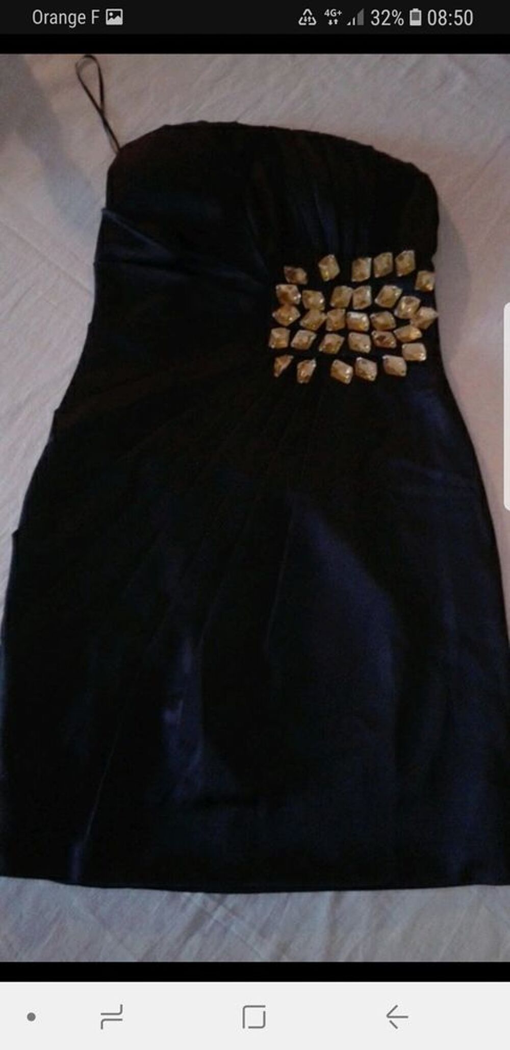Belle robe de soir&eacute;e Vêtements