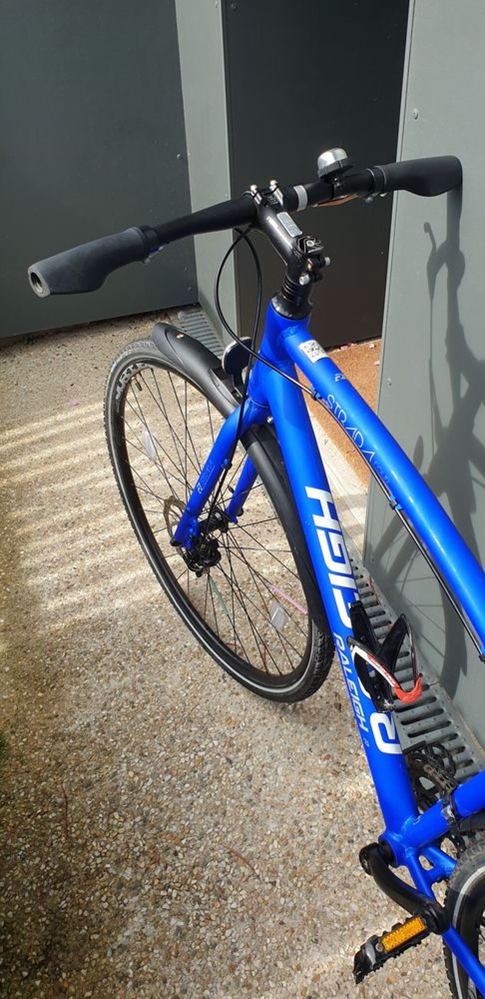 V&eacute;lo adulte VTC Raleigh Vélos