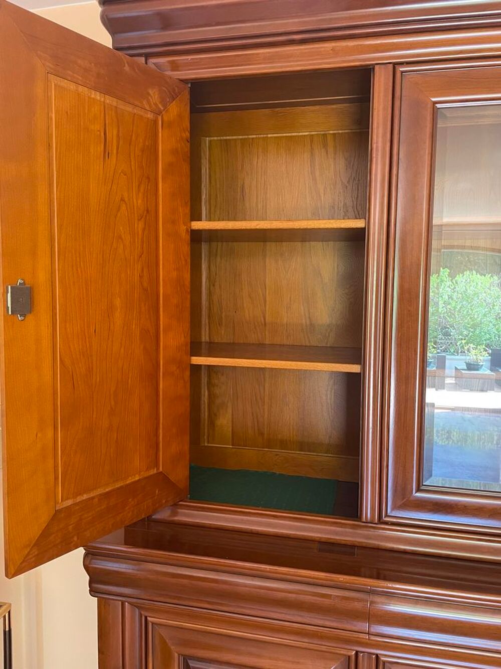 Commode / vaisselier merisier Meubles