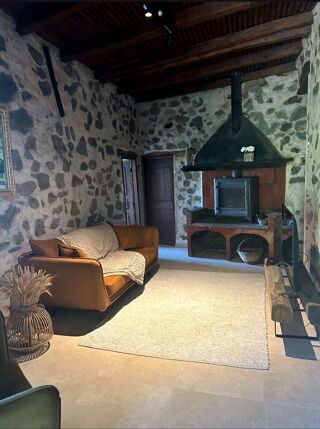  Appartement à louer 3 pièces 75 m²