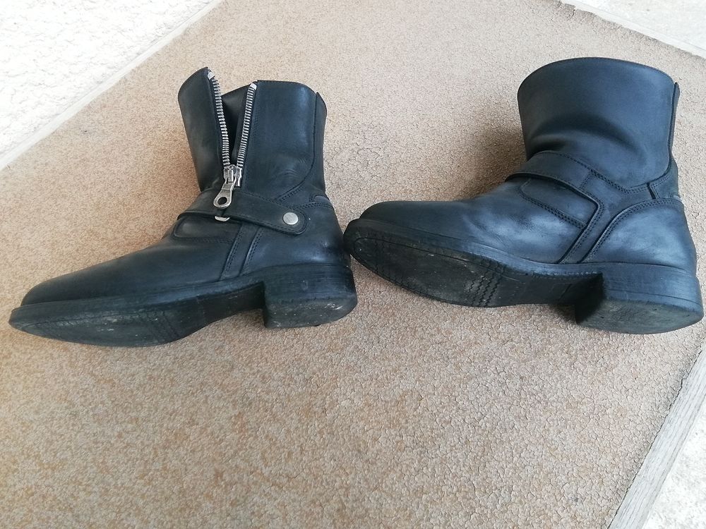Bottes femme en cuir Chaussures