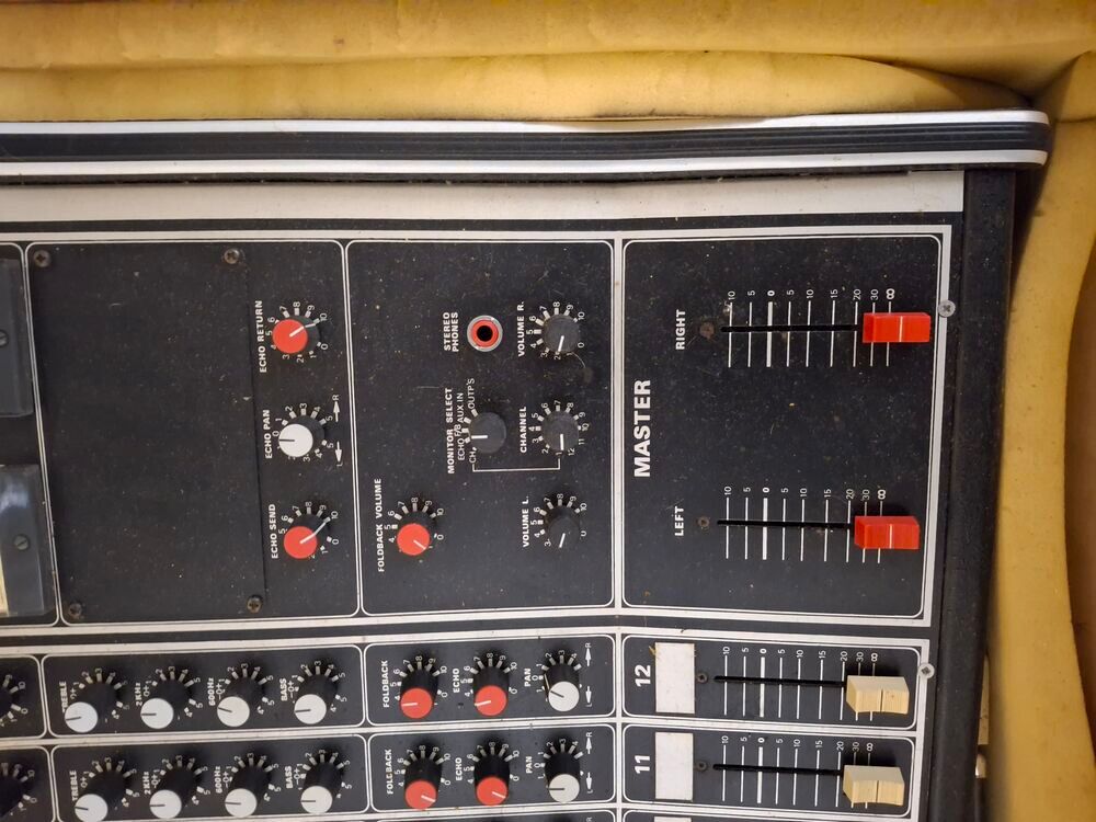 Table de mixage professionnelle Audio et hifi