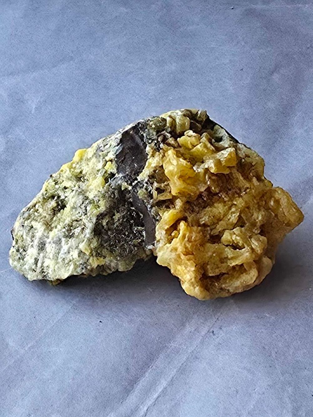 Min&eacute;ral Pyromorphite du Katanga RDC-Pi&egrave;ce de Collection 52g 