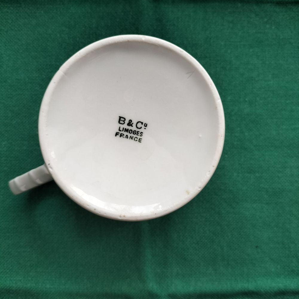 Tasse &agrave; th&eacute; en porcelaine de Limoges B&amp;Cie (Bernardaud) Cuisine