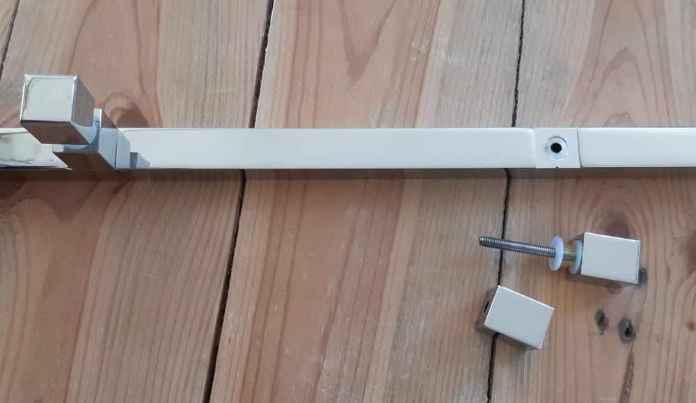 Poign&eacute;e chrom&eacute;e de porte en verre haut de gamme Bricolage
