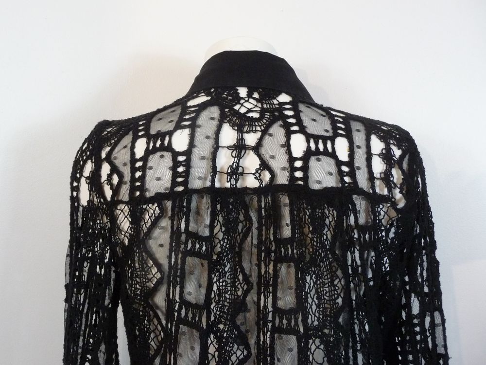 Blouse/ Chemisier Noir Ajour&eacute; en Crochet, Lin et Tulle-Zara Vêtements