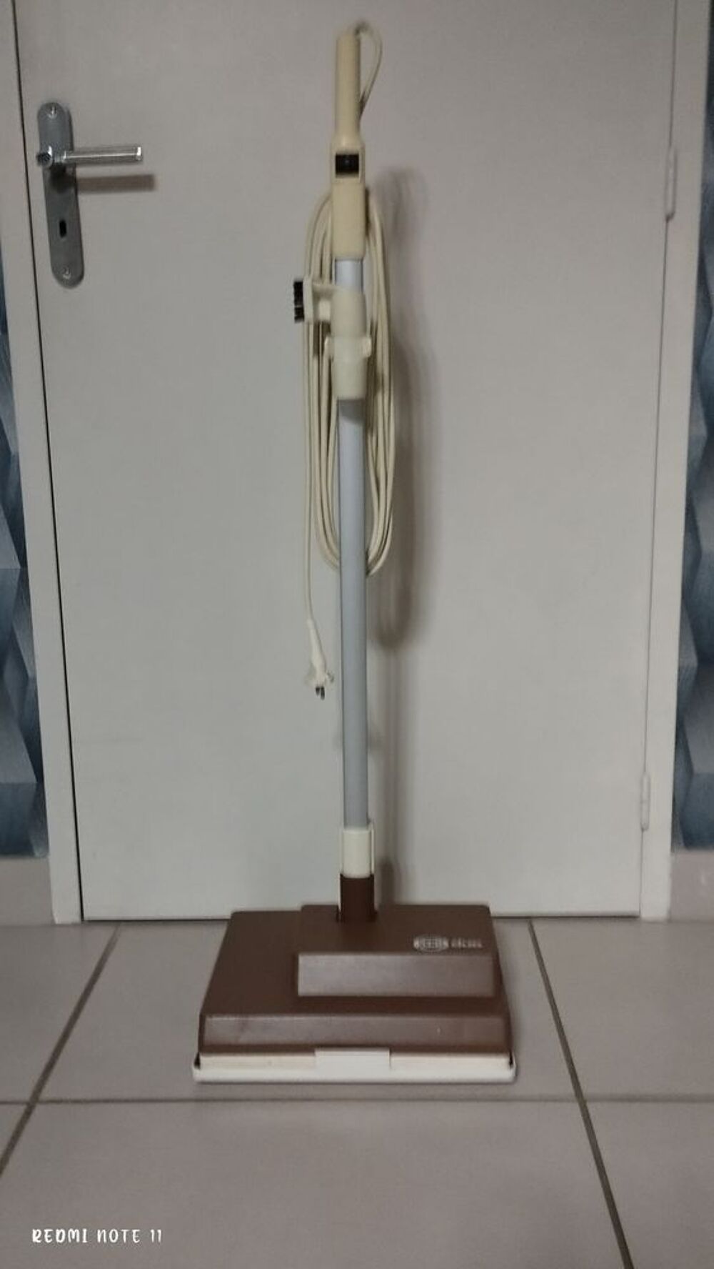 BROSSE TAPIS Electroménager