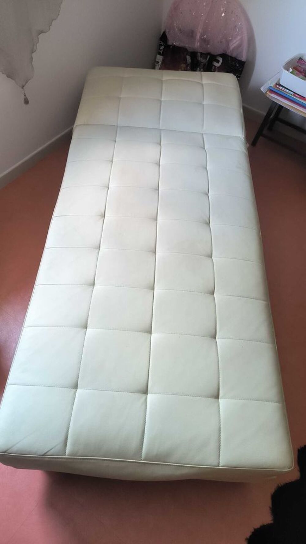 pas d'envoi bout de canap&eacute; semi cuir blanc Meubles