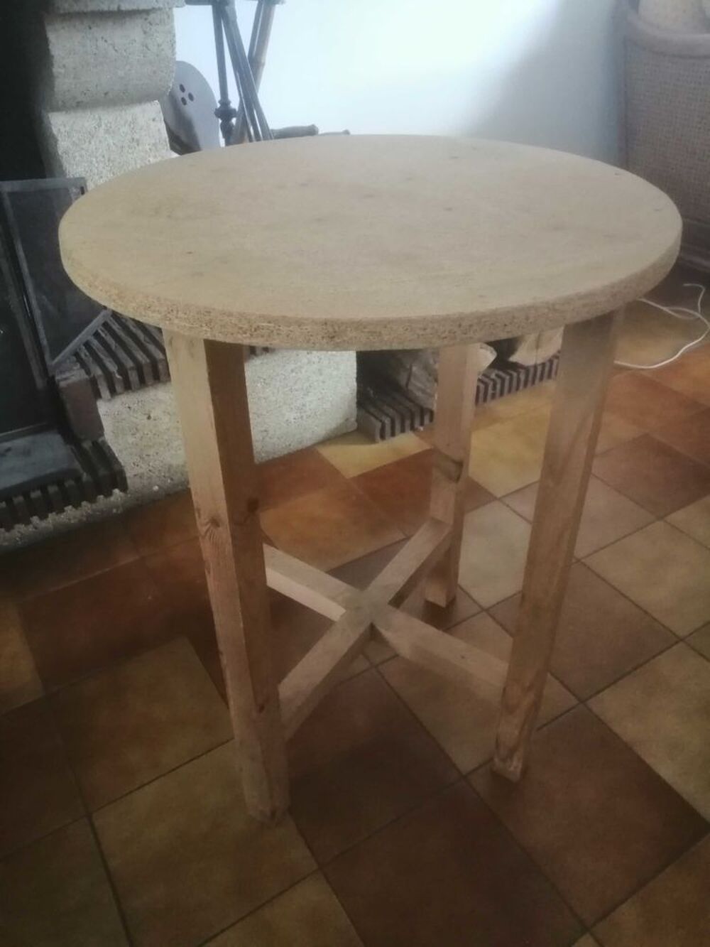 TABLE DE CHEVET OU BOUT DE CANAP&agrave;‰ Meubles