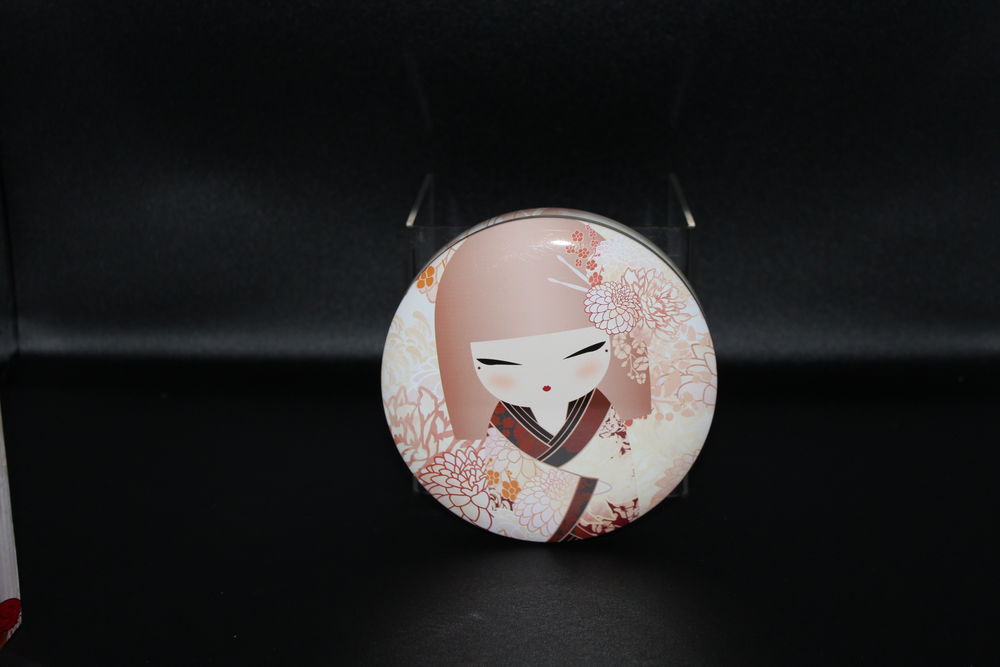 Bo&icirc;te ronde KIMMIDOLL mod&egrave;le HIDEKA 