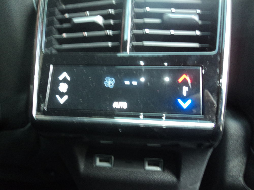 DS7 DS 7 BlueHDi 130 EAT8 Performance Line + 2024 occasion 78610 Le Perray-en-Yvelines