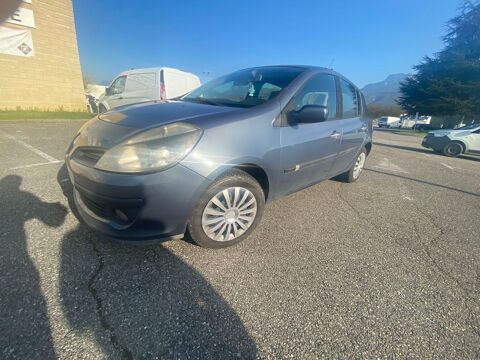 Renault Clio III Clio 1.5 dCi 85 Exception 2006 occasion Voreppe 38340