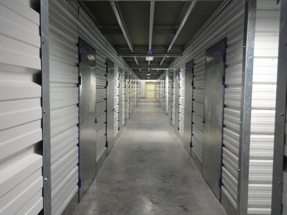 Location Parking/Garage box - garde meubles - archivage Bayonne