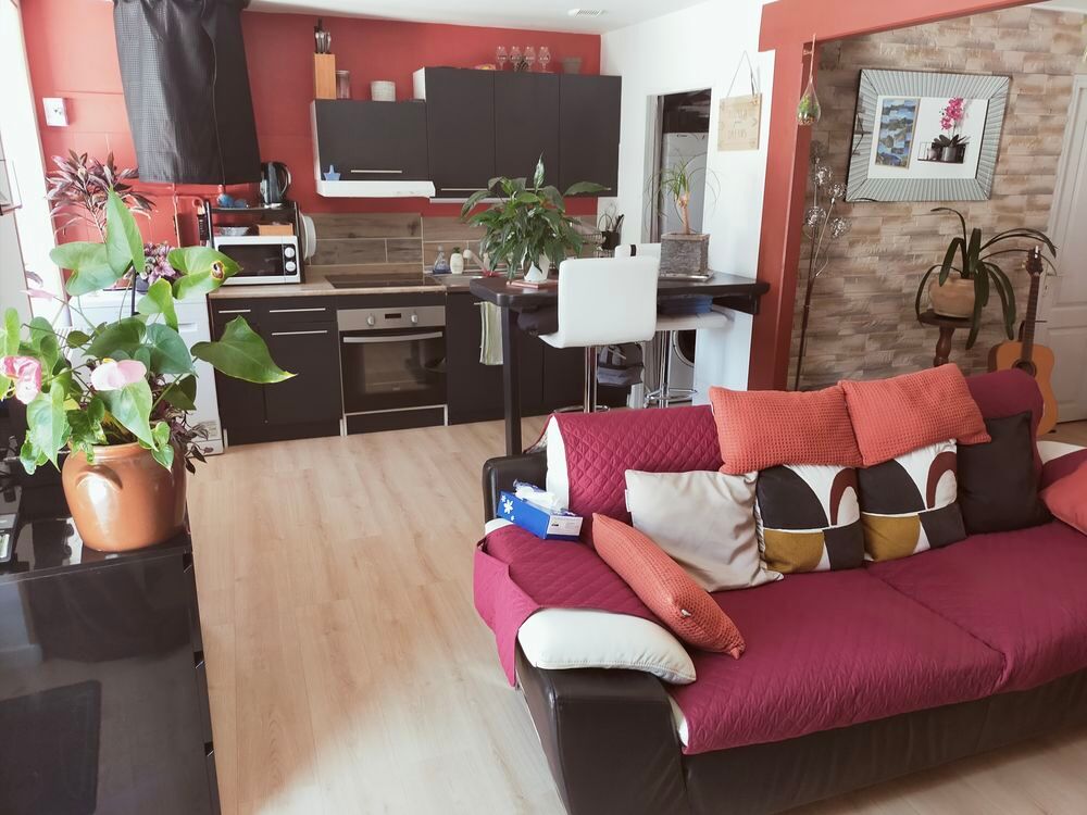Vente Duplex/Triplex Duplex T3 rénové.  Aucun travaux à prévoir.  Faibles charges Bagnères-de-bigorre